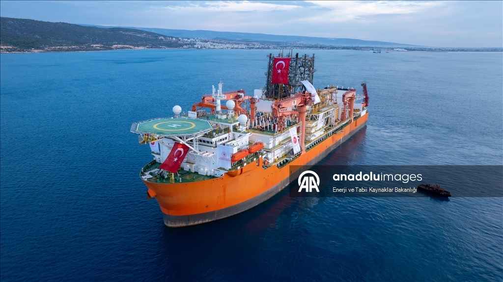تركيا تصعد إلى نادي الأربعة الكبار في التنقيب عن الطاقة بالبحار