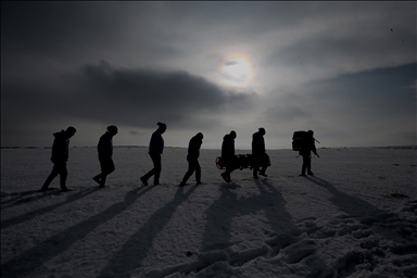 Muş'ta UMKE görevlileri, zorlu eğitimlerle çetin kış şartlarına hazırlanıyor