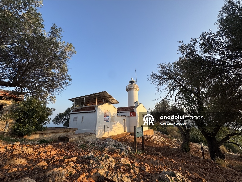 "Gelidonya'nın son fenercisi" ışıkları artık anılarını tazelemek için yakıyor