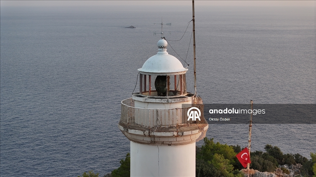 "Gelidonya'nın son fenercisi" ışıkları artık anılarını tazelemek için yakıyor