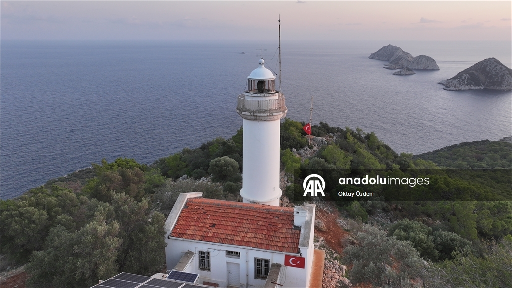 "Gelidonya'nın son fenercisi" ışıkları artık anılarını tazelemek için yakıyor