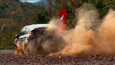 Kocaeli'de ralli heyecanı sürüyor