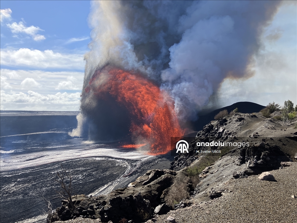 Kilauea Volcano erupts on Hawaii Island amid intensifying activity