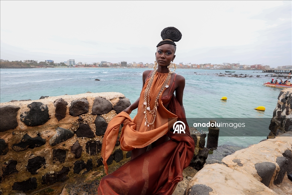 Неделя моды в Дакаре прошла на рыбацких лодках