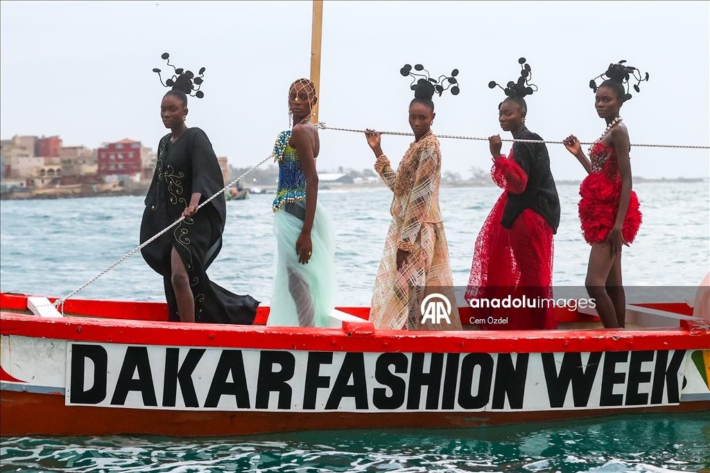 Неделя моды в Дакаре прошла на рыбацких лодках