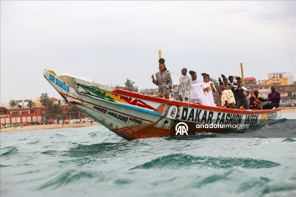 Неделя моды в Дакаре прошла на рыбацких лодках