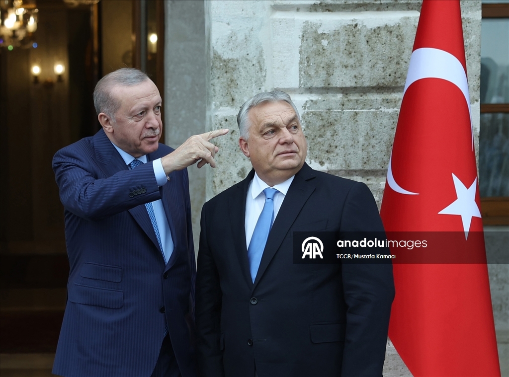 Cumhurbaşkanı Erdoğan, Macaristan Başbakanı Orban'ı resmi törenle karşıladı