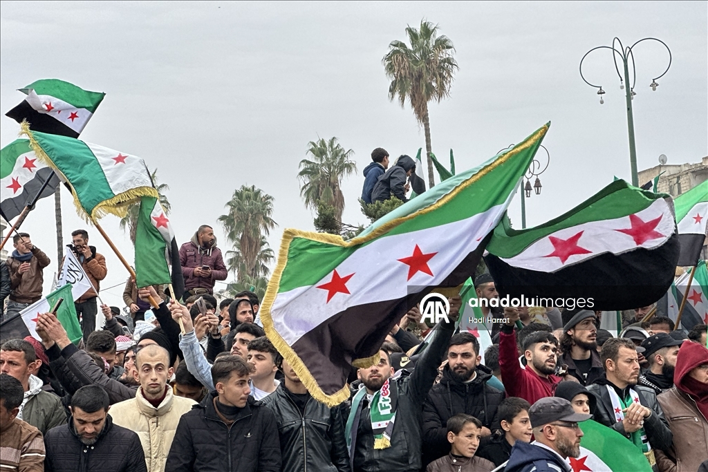 Сирия отмечает первую годовщину свержения Башара Асада