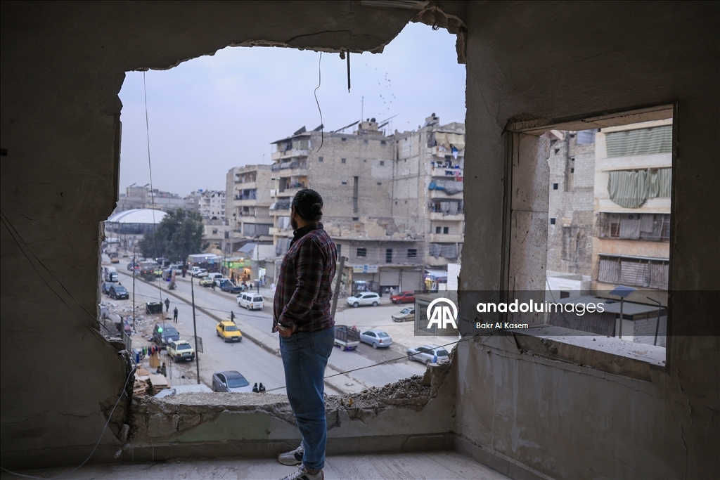 بذكرى إسقاط البعث.. سوريون يستعيدون "ذكريات الألم ولحظات التحرير"