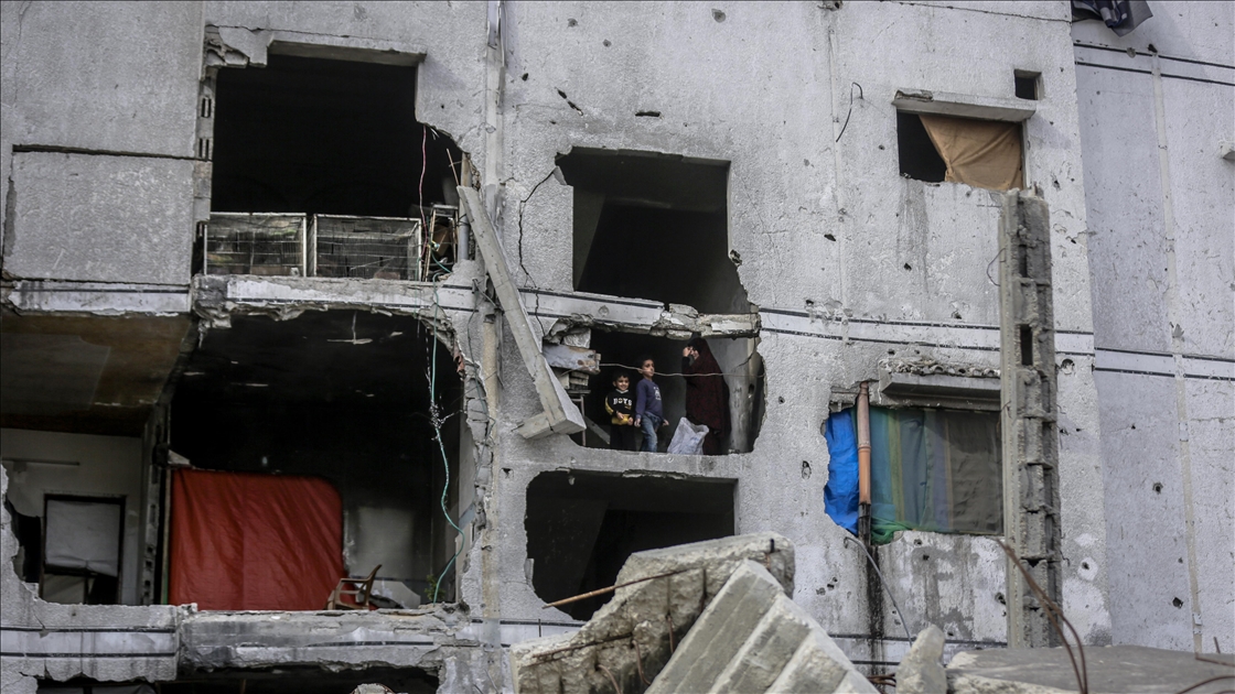 İsrail’in harabeye çevirdiği Gazze kentindeki Şeyh Rıdvan Mahallesi’nde günlük yaşam