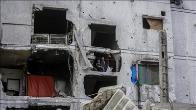 İsrail’in harabeye çevirdiği Gazze kentindeki Şeyh Rıdvan Mahallesi’nde günlük yaşam