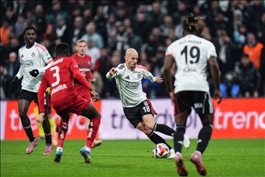 Beşiktaş evinde Gaziantep FK ile 2-2 berabere kaldı