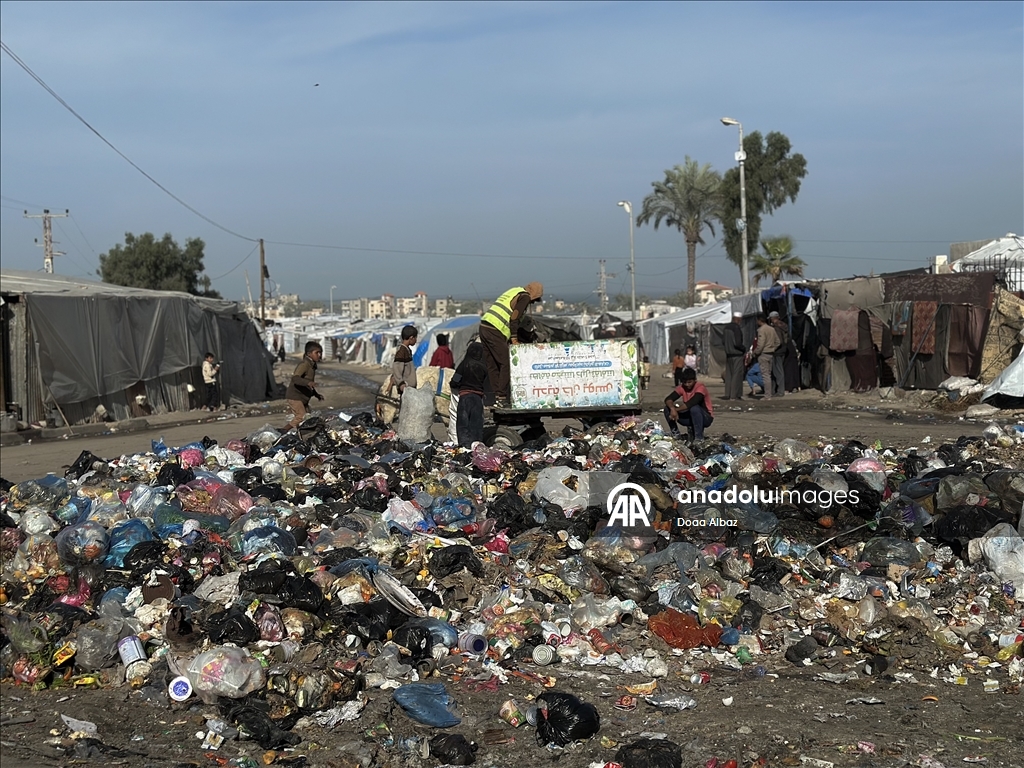 Растущее загрязнение вокруг университета Аль-Акса угрожает жизни переселенцев