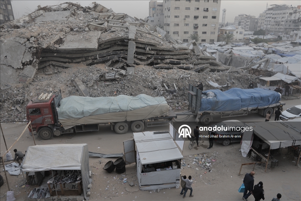 Гуманитарные грузы продолжают поступать в Газу