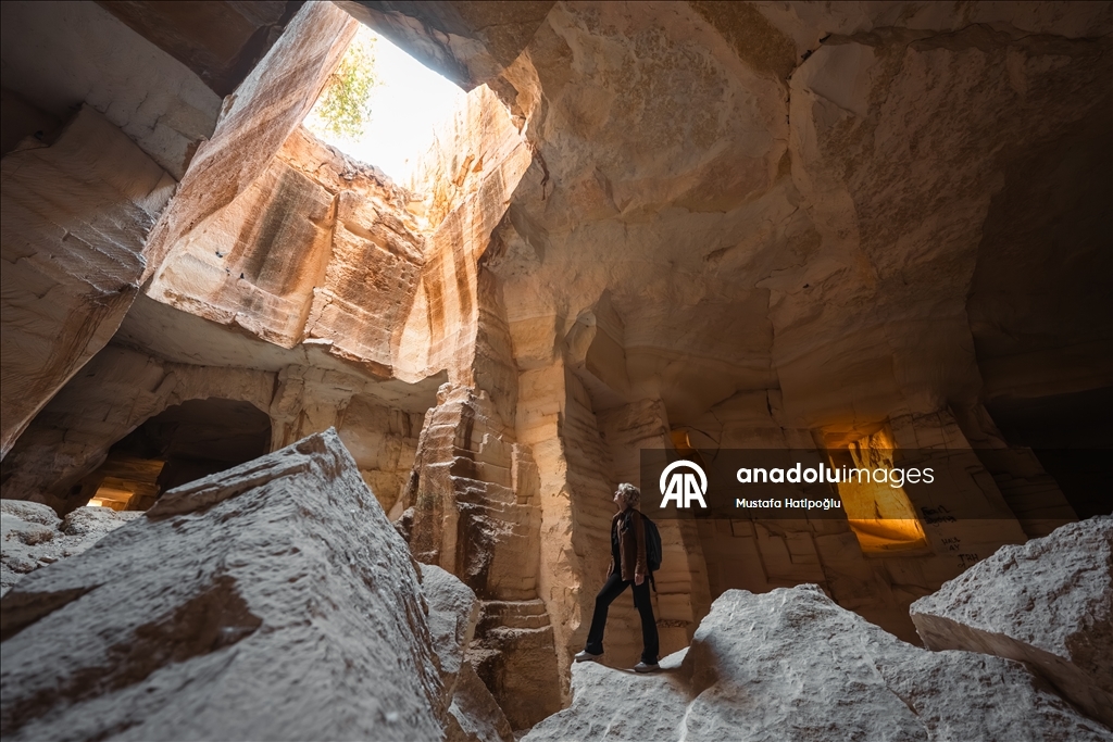 Пещеры Базда привлекают туристов со всего мира