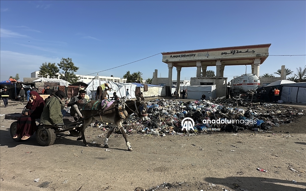 Растущее загрязнение вокруг университета Аль-Акса угрожает жизни переселенцев