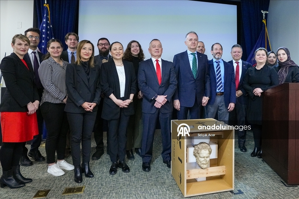 США вернули Турции 41 исторический артефакт 2