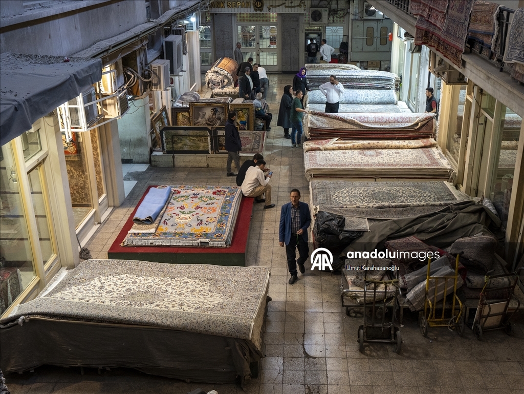 Carpet tradition continues in Tehran's Grand Bazaar