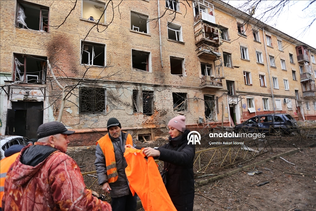 В Чернигове падение дрона повредило жилой дом: есть пострадавшие