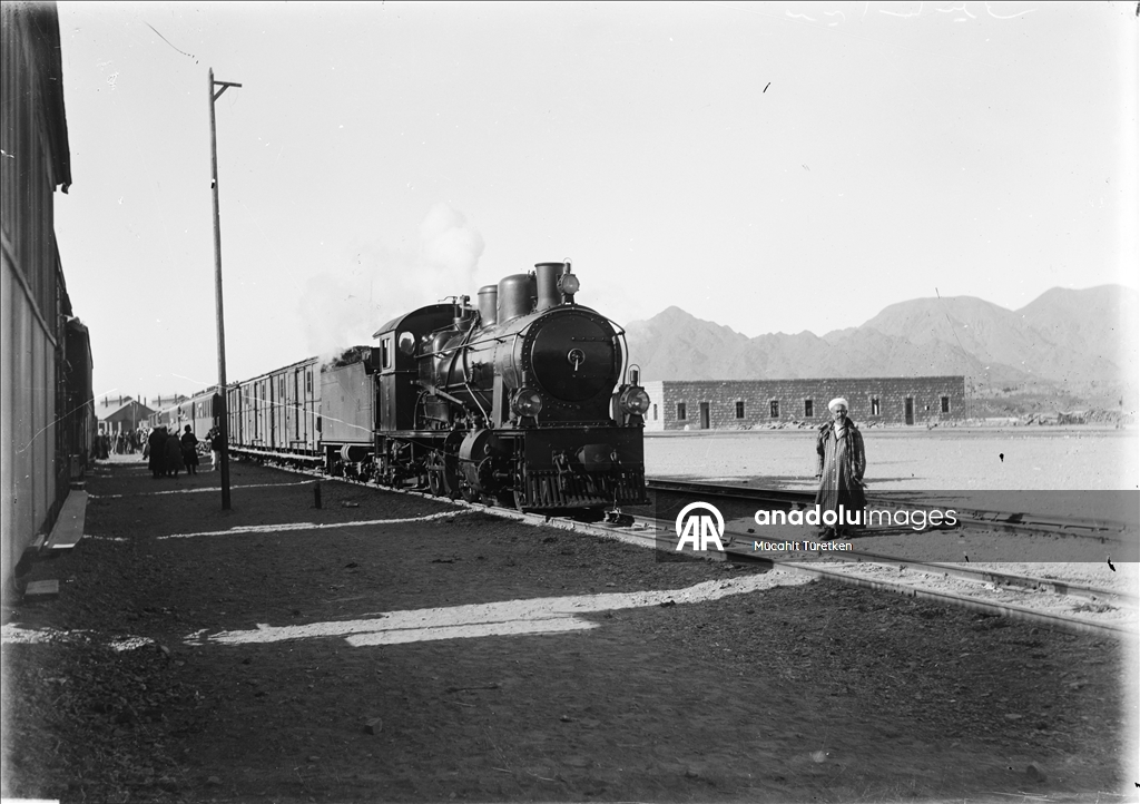 Dostupna kolekcija fotografija Fahreddina Paše koji je branio Medinu od pobunjenika tokom Prvog svjetskog rata