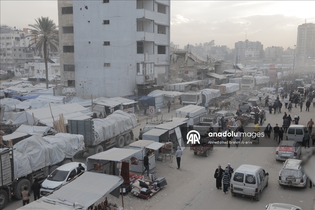 Гуманитарные грузы продолжают поступать в Газу