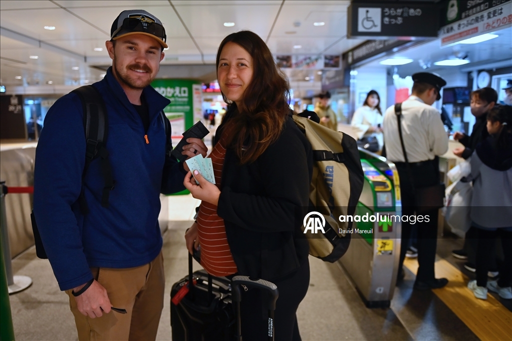 В Японии приостановили движение поездов из-за мощного землетрясения