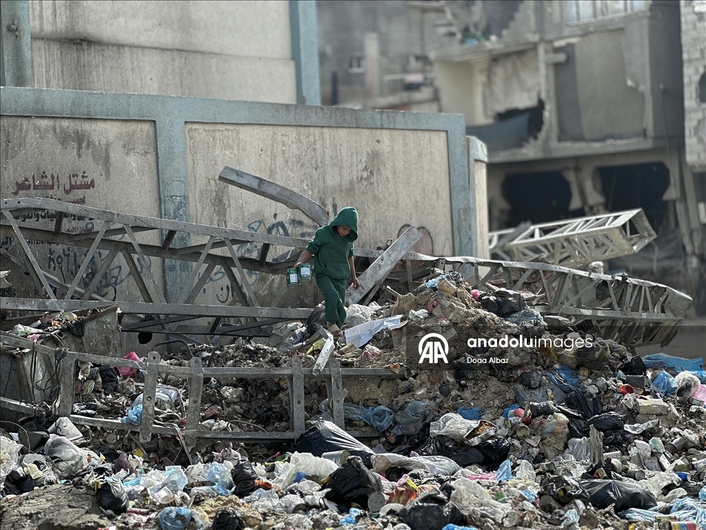 Растущее загрязнение вокруг университета Аль-Акса угрожает жизни переселенцев