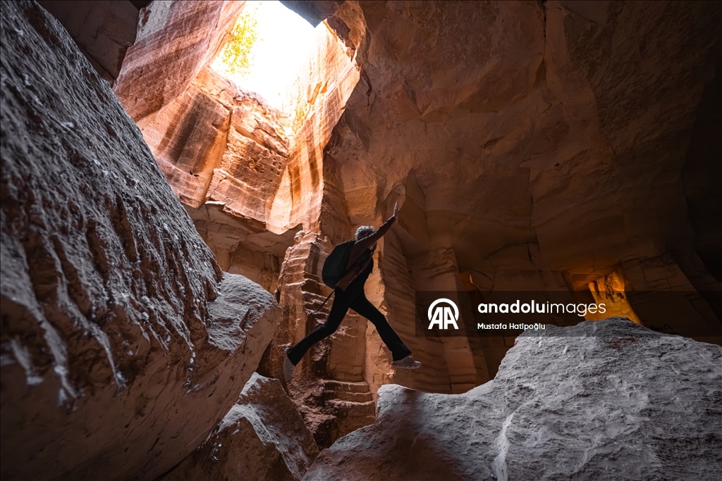 Пещеры Базда привлекают туристов со всего мира