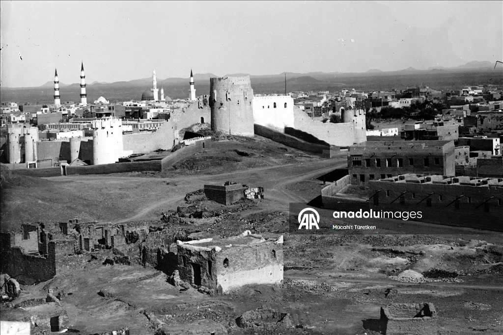 Dostupna kolekcija fotografija Fahreddina Paše koji je branio Medinu od pobunjenika tokom Prvog svjetskog rata