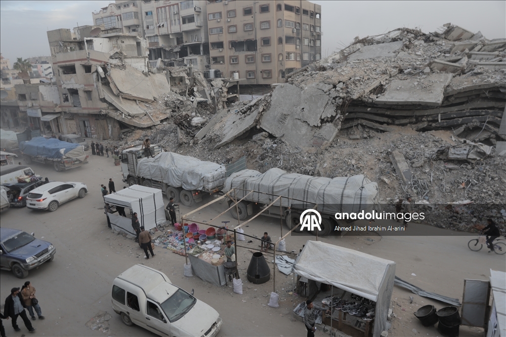 Гуманитарные грузы продолжают поступать в Газу