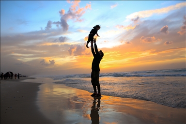 Жизнь в тени разрушений в Газе