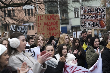 Studenti pred Vladom KS traže sistemsko rješavanje problema u domovima