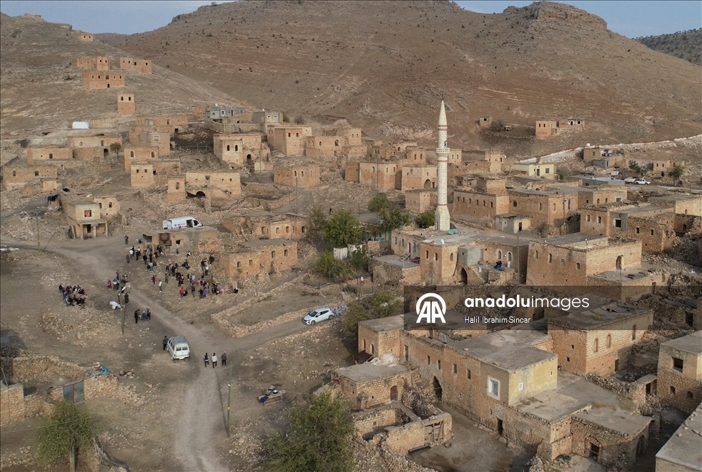 Dizi ve film yapımcılarının ilgisi tarihi şehir Mardin'i çekim platosuna çevirdi