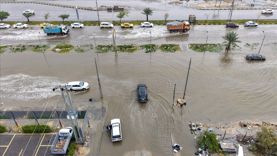 Heavy rainfall in Iraq disrupted daily life