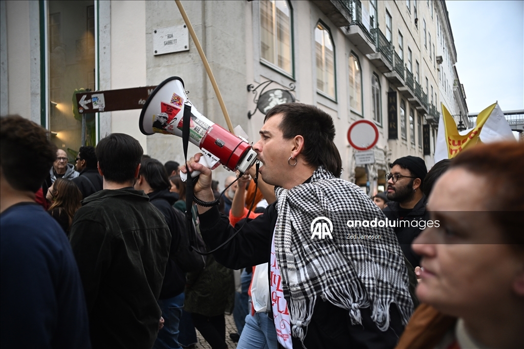 Portekiz'de 12 yıl aradan sonra ilk kez genel greve gidildi
