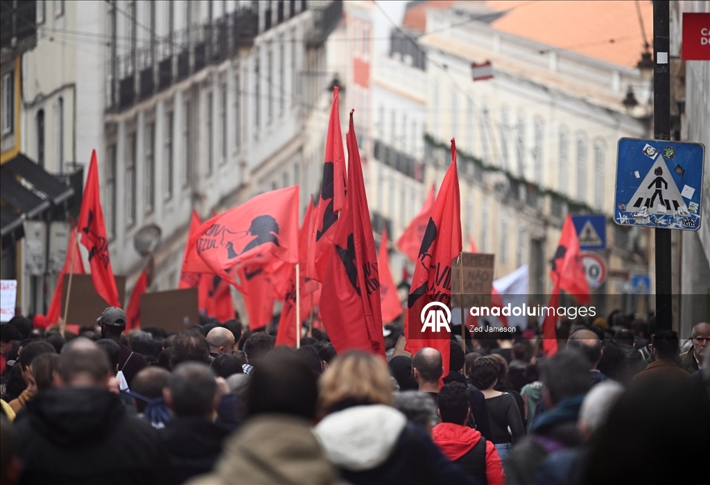 Portekiz'de 12 yıl aradan sonra ilk kez genel greve gidildi