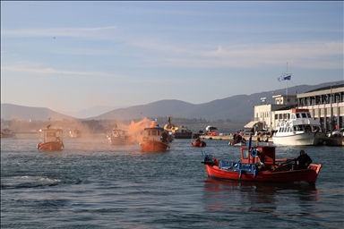 В Греции фермеры перекрыли порт Волос