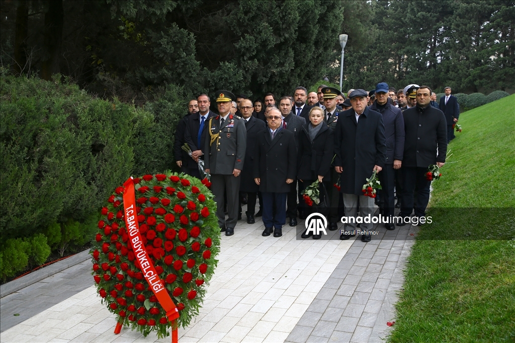В Азербайджане чтят память общенационального лидера Гейдара Алиева