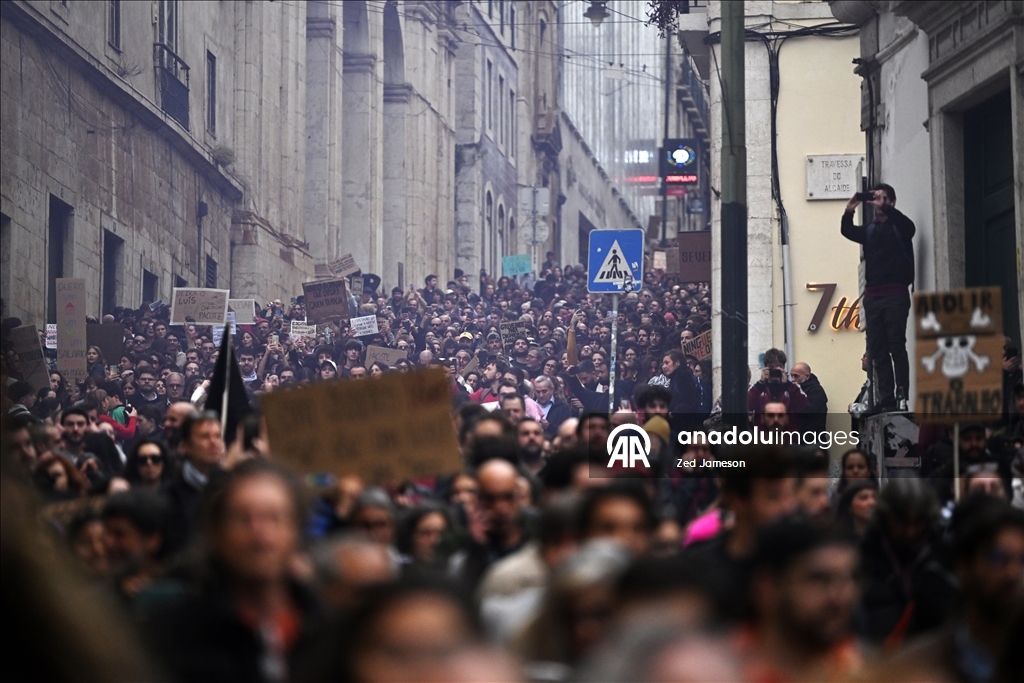 В Португалии впервые за 12 лет прошла всеобщая забастовка