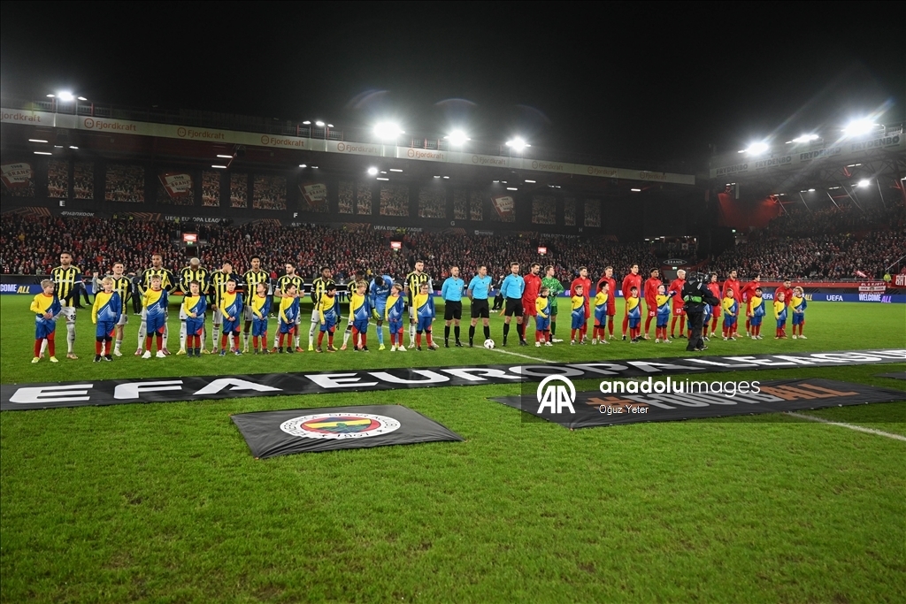 «Фенербахче» разгромил норвежский «Бранн» в Лиге Европы УЕФА 3