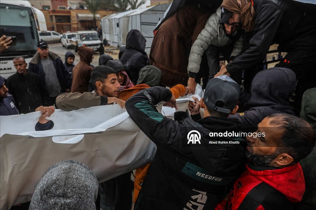 Израиль нарушил перемирие и нанес удары по многим районам Газы