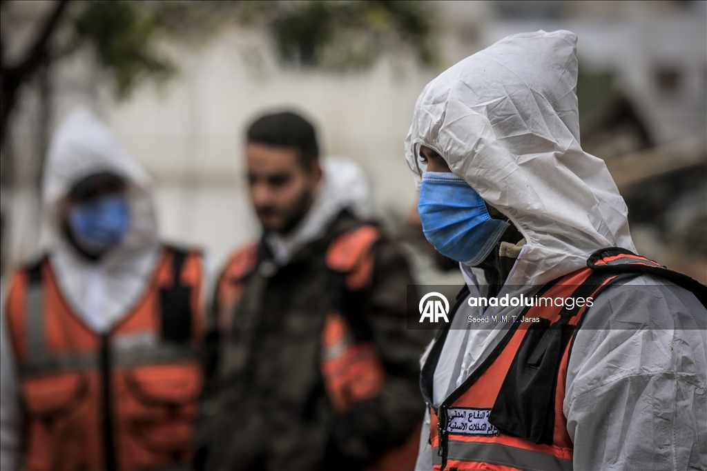 Продолжаются работы по извлечению тел палестинцев, которые были похоронены на территории больницы Шифа