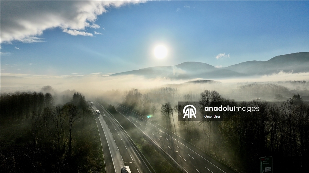 Fog shrouds Turkiye's Duzce