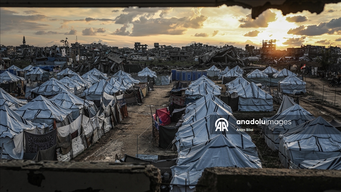 Gazze’de yağışlar yerinden edilenlerin yaşamını zorlaştırdı