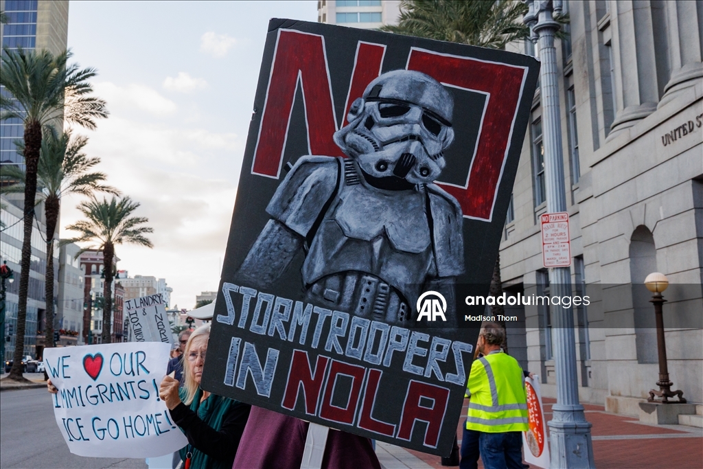 В США прошли протесты против операции по депортации мигрантов «Catahoula Crunch»