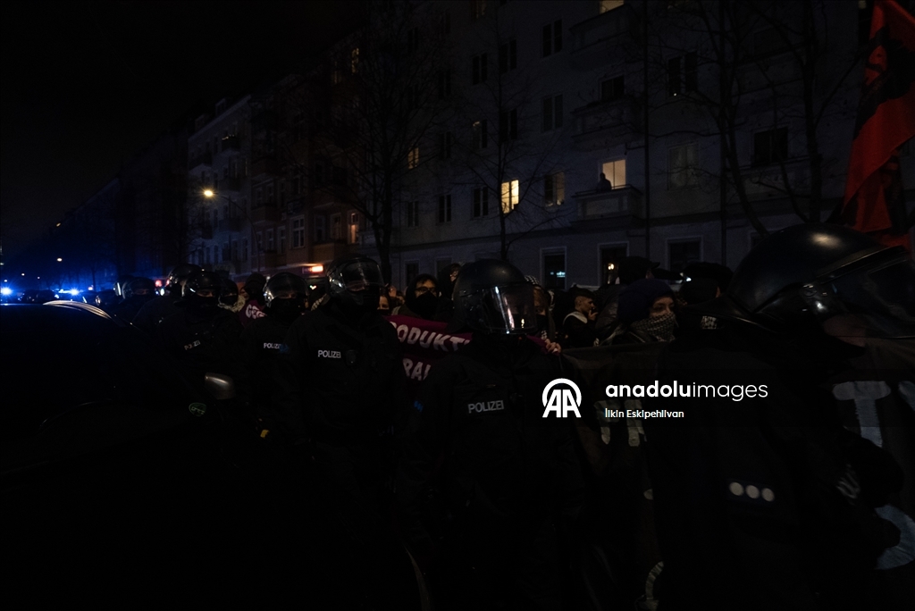 В Берлине прошла акция протеста против полиции