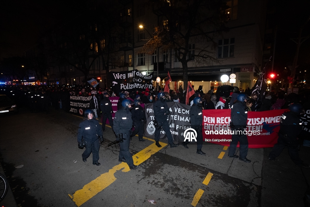 В Берлине прошла акция протеста против полиции