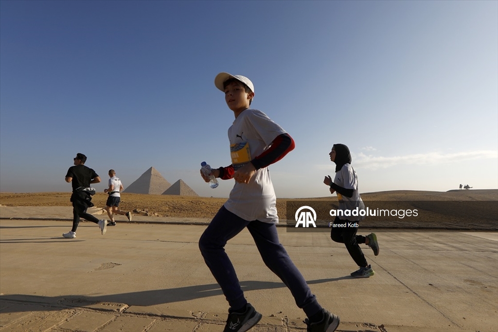 Mısır'da 'Piramitler Yarı Maratonu'