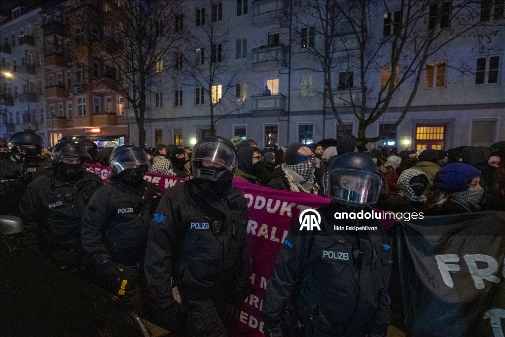 В Берлине прошла акция протеста против полиции