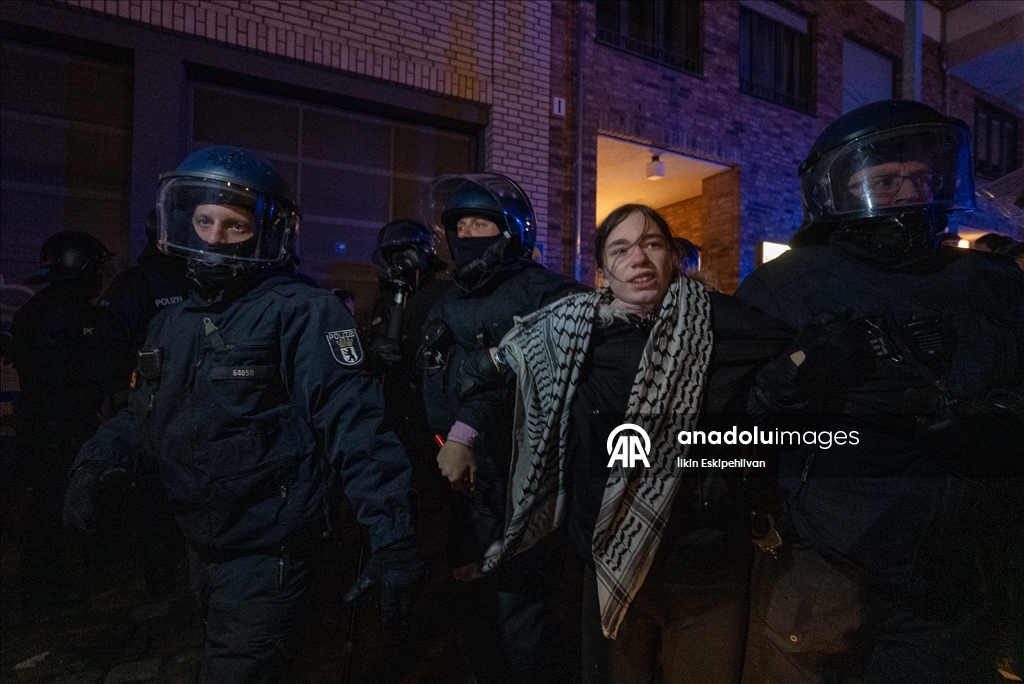 В Берлине прошла акция протеста против полиции